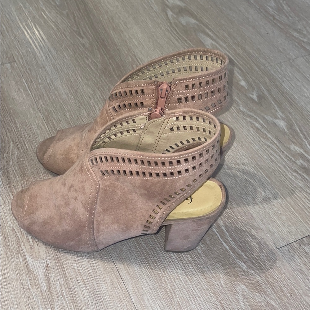 Francesca’s Women's Peep-Toe Block Heel Booties